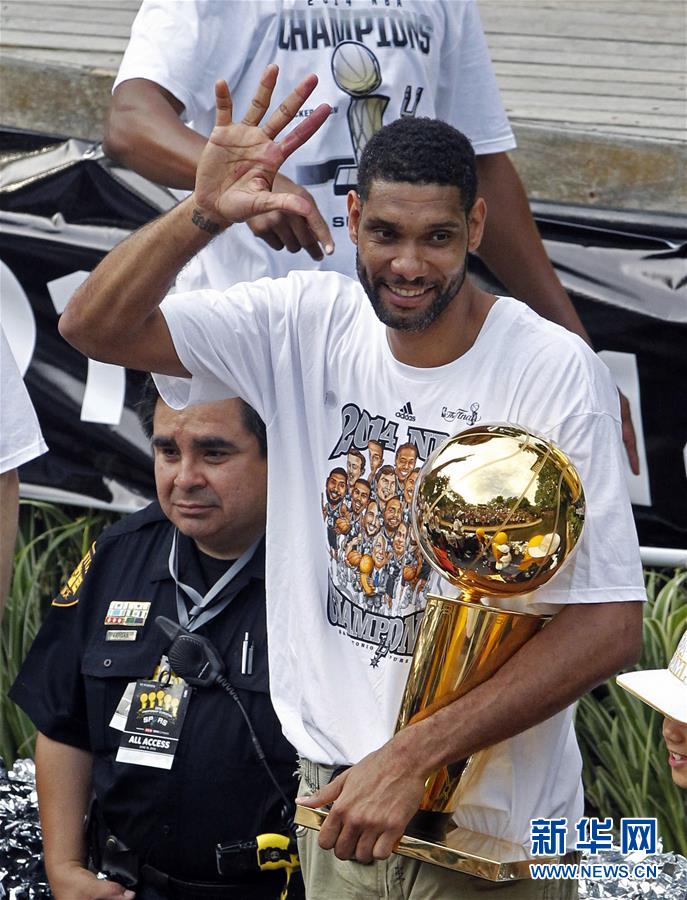 同时对自己 同时对自己